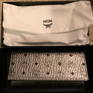 MCM Wallet